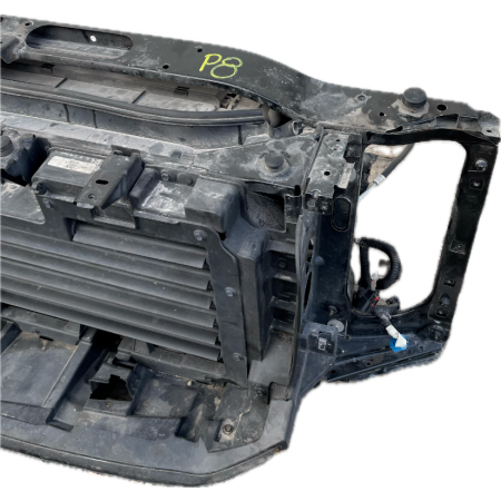 P8 GMC YUKON DENALI XL IV 2015 - 6.2 V8 PAS WZMOCNIENIE CHŁODNICE 84390610