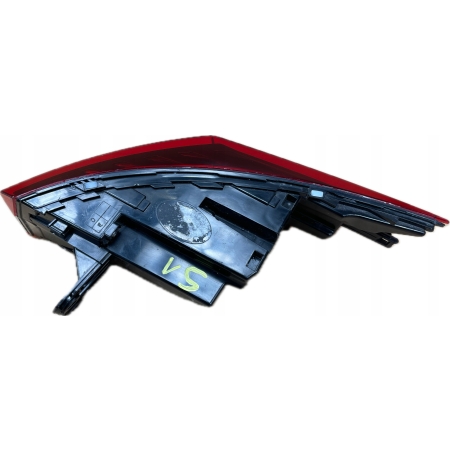 51 SKODA ENYAQ iV 20 - LAMPA LED LEWA TYŁ TYLNA 5LA945207A