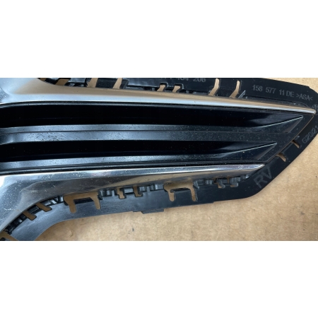 BMW 3 G20 G21 LUXURY KRATKA PRAWA ZDERZAKA PRZÓD 7464206