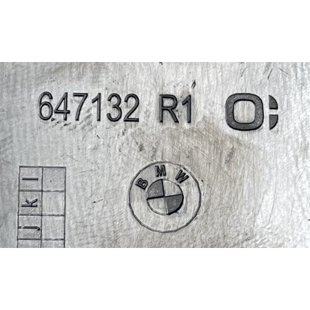 BMW 1 F40 2019 - OSŁONA LAMPY PRAWA TYŁ ZAŚLEPKA 7450666