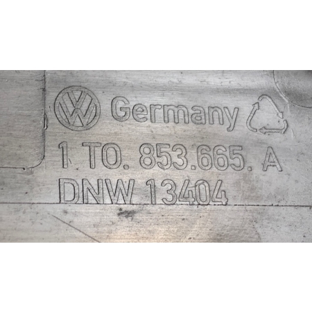 KRATKA ZDERZAKA LEWA VW TOURAN I 1T0853665A