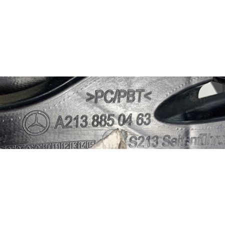 MERCEDES E-KLASA W213 ŚLIZG ZDERZAKA PRAWY TYŁ A2138850463