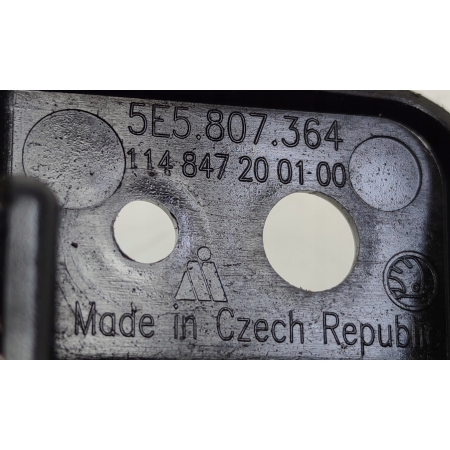 OCTAVIA III PRAWE MOCOWANIE WYDECHU 5E5807364