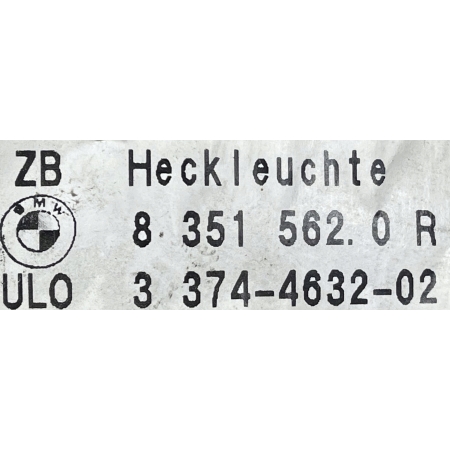 BMW 5 E34 KOMBI LAMPA TYLNA TYŁ PRAWA W KLAPĘ 8351562