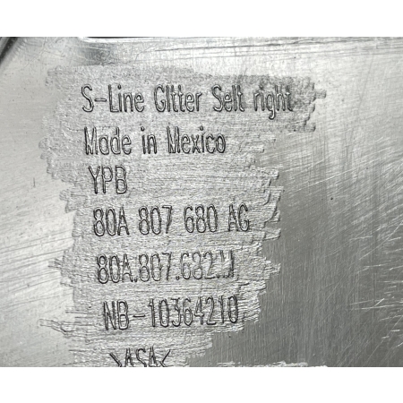 AUDI Q5 2 II 80A S-LINE KRATKA PRAWA ZDERZAKA PRZÓD 80A807680AG 80A807680H