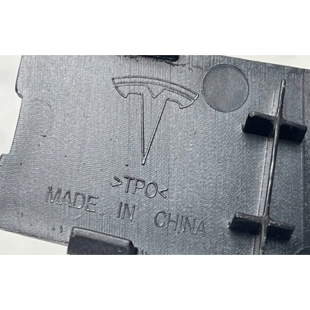 TESLA MODEL 3 2017 - SPOILER ZDERZAKA TYŁ 1083984-00-D