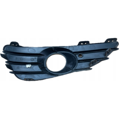 KRATKA PRAWA ZDERZAKA PRZÓD OPEL ASTRA H III 3 13110337