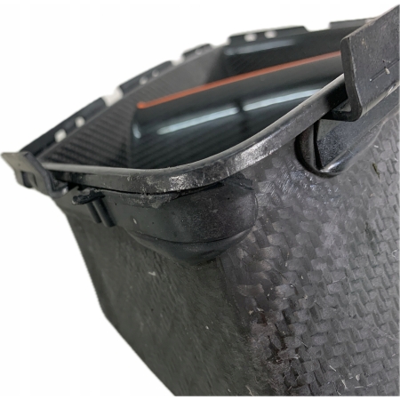 BMW M3 M4 G80 G82 KRATKA ZDERZAKA PRAWA CARBON 8074774