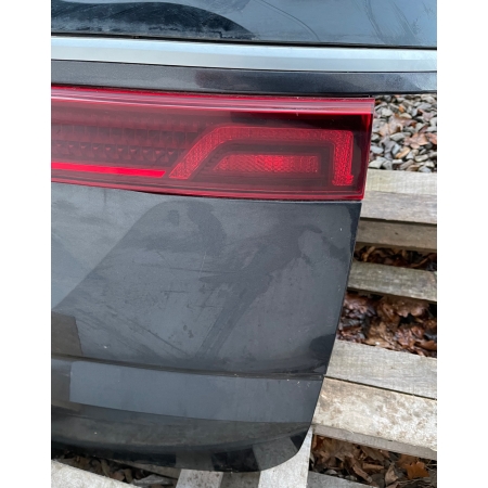 B3 KIA CARNIVAL IV 2020 - KOMPLETNA KLAPA BAGAŻNIKA SZYBA BLENDA LAMPA P2M