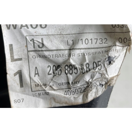 MERCEDES C-KLASA W206 21- ŚLIZG MOCOWANIE ZDERZAKA PRAWY PRZÓD A2068851601