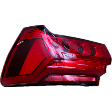 AUDI A6 C8 SEDAN 4K5 LAMPA PRAWA TYŁ TYLNA 4K5945224C