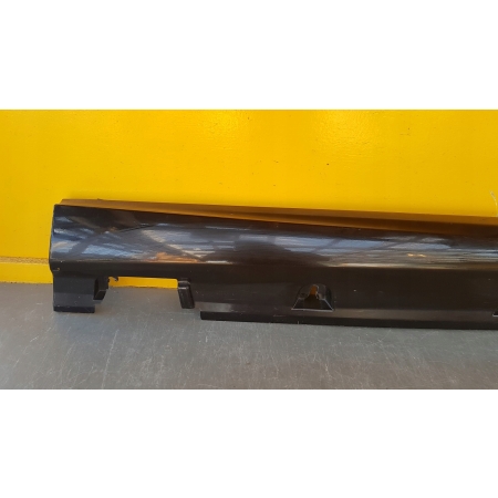 LISTWA PROGOWA PRAWA MERCEDES ML 166 AMG
