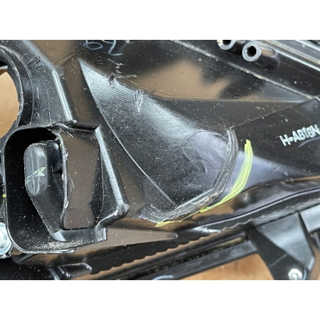 MITSUBISHI SPACE STAR II LIFT 2019 - LAMPA PRZEDNIA PRZÓD REFLEKTOR W5335