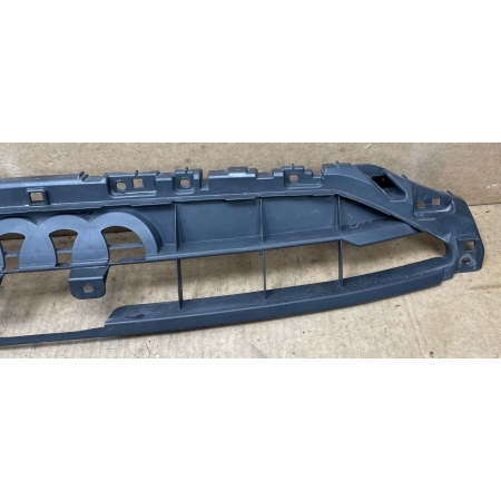 AUDI A4 B9 LIFT FL 2019 -  WZMOCNIENIE ATRAPY GRILLA 8W0807233C