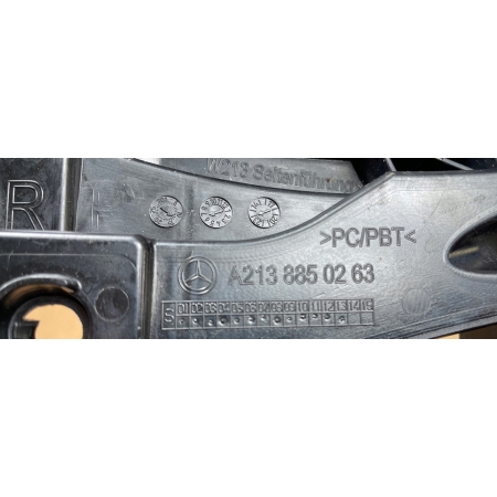 MERCEDES E-KLASA W213 SEDAN ŚLIZG PRAWY ZDERZAKA TYŁ A2138850263