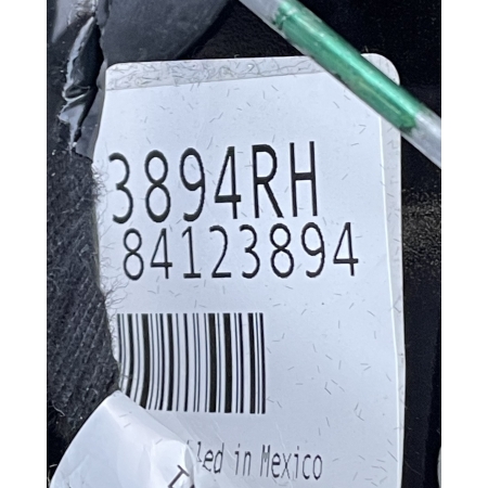 O2 CADILLAC ESCALADE IV 2014 - DRZWI PRAWE TYŁ TYLNE KOMPLETNE GBA