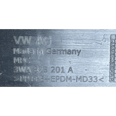 SKODA SUPERB III  VW ARTEON PASSAT B8 OSŁONA PODWOZIA LEWA  3WA825201A