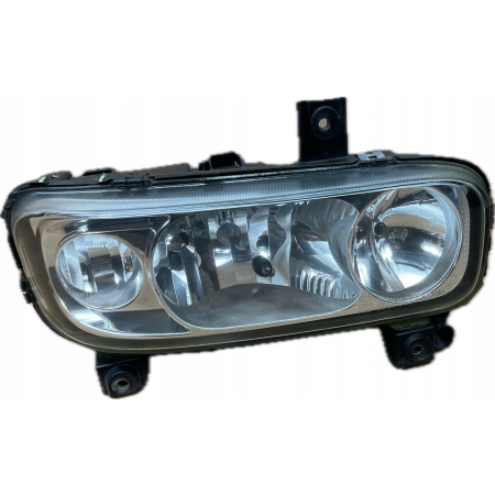 MERCEDES ATEGO 2004 - LAMPA PRAWA PRZÓD REFLEKTOR A9738202561