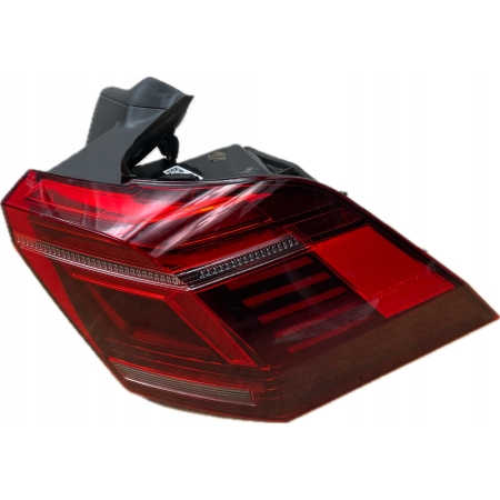VW TIGUAN II LIFT LAMPA TYLNA TYŁ PRAWA LED 5NA945208K 23.03.22