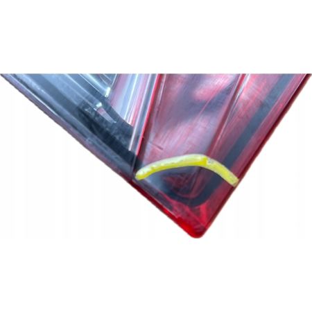 56 SKODA ENYAQ iV 20 - LAMPA LED PRAWA TYŁ TYLNA 5LA945208A