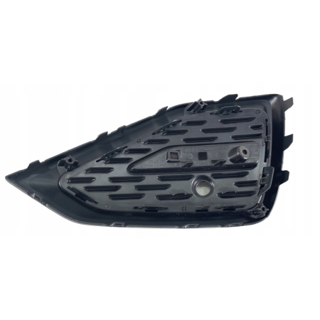 AUDI Q2 LIFT KRATKA ZDERZAKA PRAWA TYŁ TYLNA 81A807882