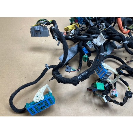 O2 CADILLAC ESCALADE IV 2014 - WIĄZKA PRZEWODY INSTALACJA DESKI 84225638