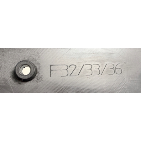 PODKŁADKA TABLICY RAMKI BMW F32 F33 F36 7297136