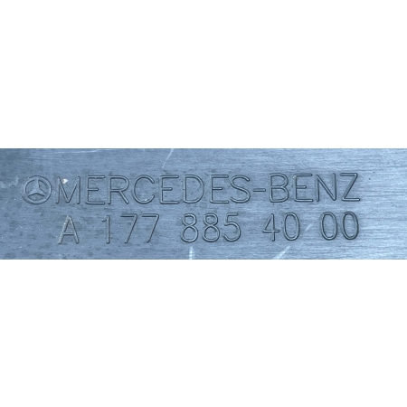 MERCEDES A-KLASA 177 PODKŁADKA TABLICY REJESTRACYJNEJ PRZÓD A1778854000