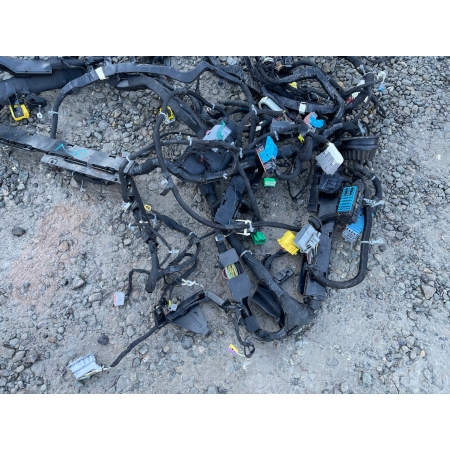 O2 CADILLAC ESCALADE IV 2014 - WIĄZKA PRZEWODY INSTALACJA 84144250