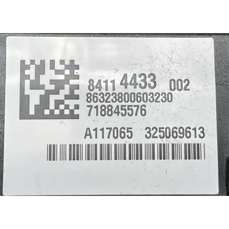 O2 CADILLAC ESCALADE IV 2014 - SKRZYNKA BEZPIECZNIKÓW  GM 84114433