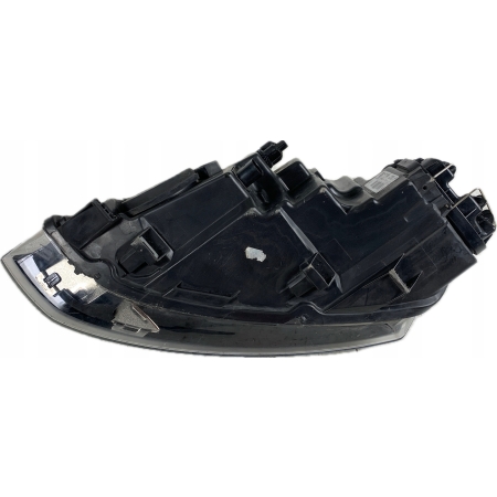 LAMPA VALEO PRAWA PRZÓD VW POLO V 6R 6R1941016E 07.09.11