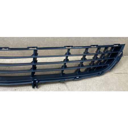 # MERCEDES CITAN 415 W415 KRATKA ZDERZAKA ŚRODKOWA A4158850153