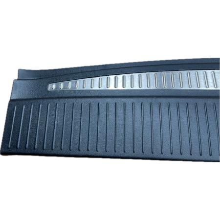 O2 CADILLAC ESCALADE IV 2014 -  OSŁONA ZAMKA BAGAŻNIKA 22886552 22826478