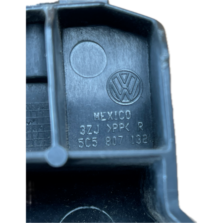 VW BEETLE 5C5 2011 -  ŚLIZG MOCOWANIE ZDERZAKA PRAWY TYŁ 5C5807132A