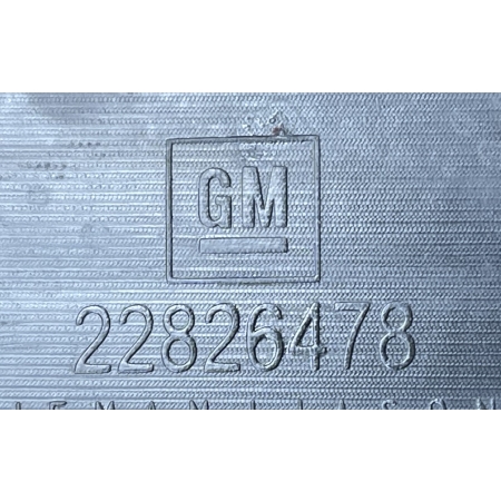 O2 CADILLAC ESCALADE IV 2014 -  OSŁONA ZAMKA BAGAŻNIKA 22886552 22826478