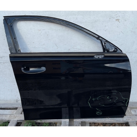 MERCEDES A-KLASA W177 DRZWI PRAWE PRZÓD PRZEDNIE