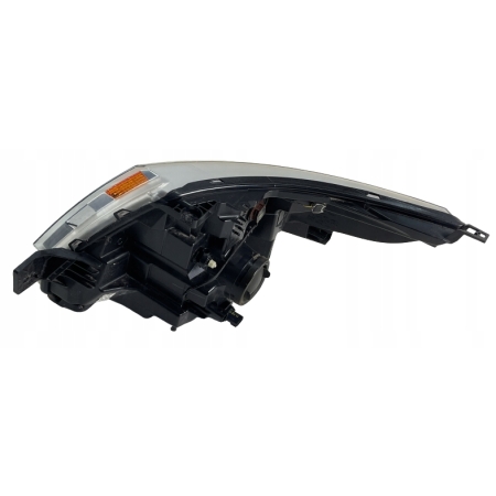 FORD EXPLORER V 10- LAMPA PRZÓD PRAWA