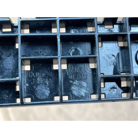 SUBARU FORESTER 2019 -  ŚLIZG MOCOWANIE ZDERZAKA LEWY TYŁ 57707SJ330