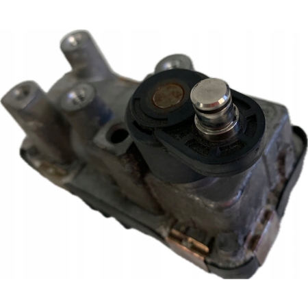 NASTAWNIK TURBOSPRĘŻARKI TURBO HELLA 6NW010430-04 49335-19411