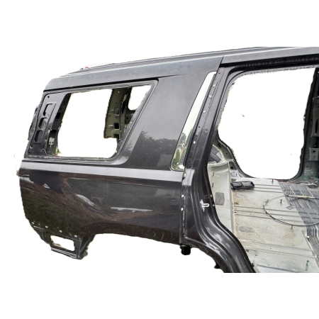 P2 CADILLAC ESCALADE IV 2014 - BŁOTNIK TYLNY TYŁ PRAWY KRÓTKI U121V