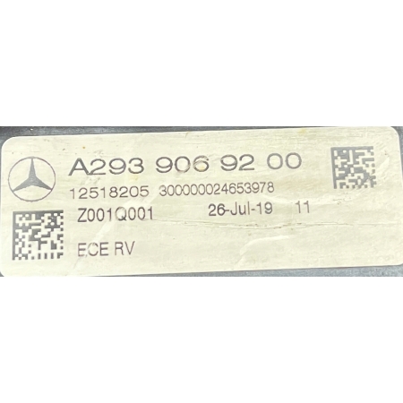 MERCEDES EQC 293 LAMPA LED PRZÓD A2939069200