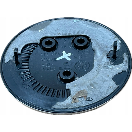 ZNACZEK EMBLEMAT LOGO BMW G22 G23 G42 9498988 82MM