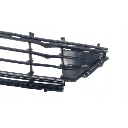 GOLF VII LIFT 16- KRATKA ZDERZAKA PRZÓD 5G0853677L