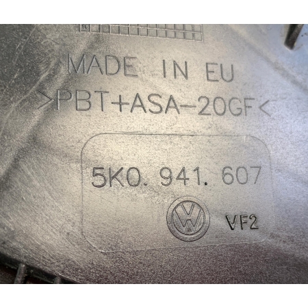 VW GOLF VI 6 PRAWY DEKIELEK LAMPY VALEO 5K0941607