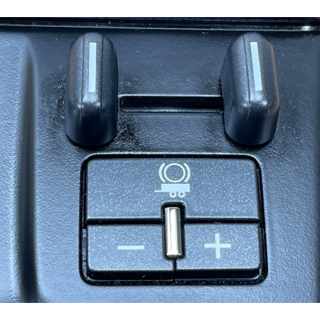 P8 GMC YUKON XL DENALI IV 2015 - PANEL ŚWIATEŁ PRZYCZEPY 22800695
