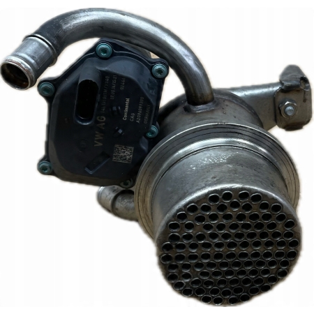VW SEAT SKODA PRZEPUSTNICA EGR CHŁODNICA SPALIN 04L131501M 04L131512BG