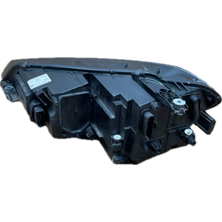 VW TOUARN II 5TA LAMPA PRAWA PRZÓD FULL LED 5TB941036E