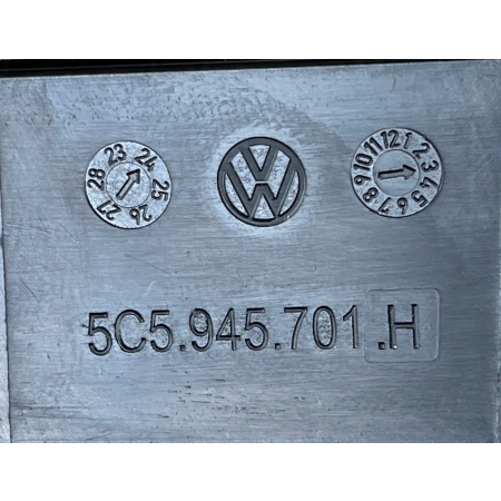 VW BEETLE 5C CABRIO ODBLASK LAMPKA ZDERZAKA TYŁ LEWA 5C5945701H