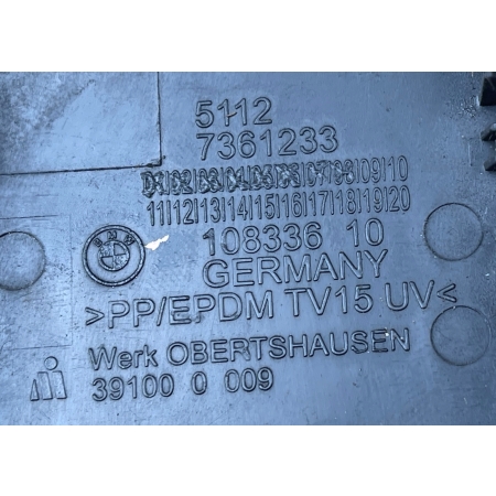K48 BMW X1 F48 ZAŚLEPKA MOCOWANIA KOSZYKI PDC ZDERZAKA TYŁ 7355271