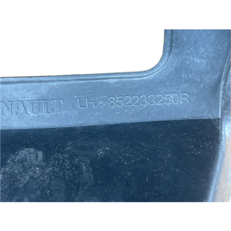 RENAULT CAPTUR I 1 ŚLIZG MOCOWANIE ZDERZAKA LEWY TYŁ  852233250R